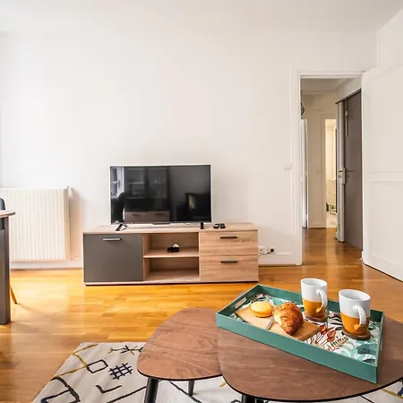 Quartier Latin Sorbonne Apartment Paris